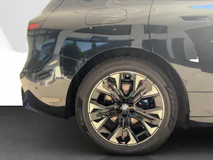 BMW iX xDrive45