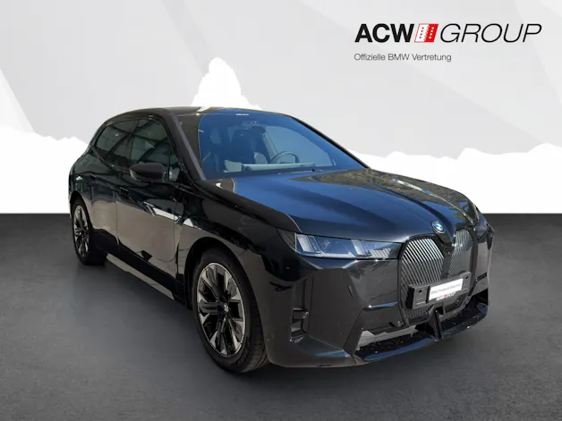 BMW iX xDrive45