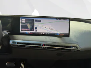 BMW iX xDrive45