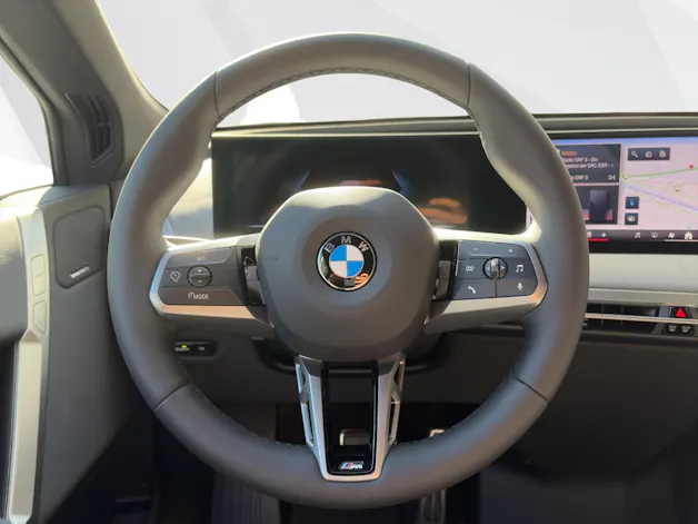 BMW iX xDrive45