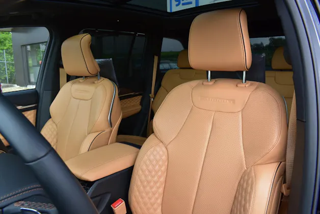 JEEP Grand Cherokee Summit 5.7 Hemi AWD