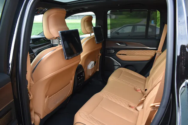 JEEP Grand Cherokee Summit 5.7 Hemi AWD