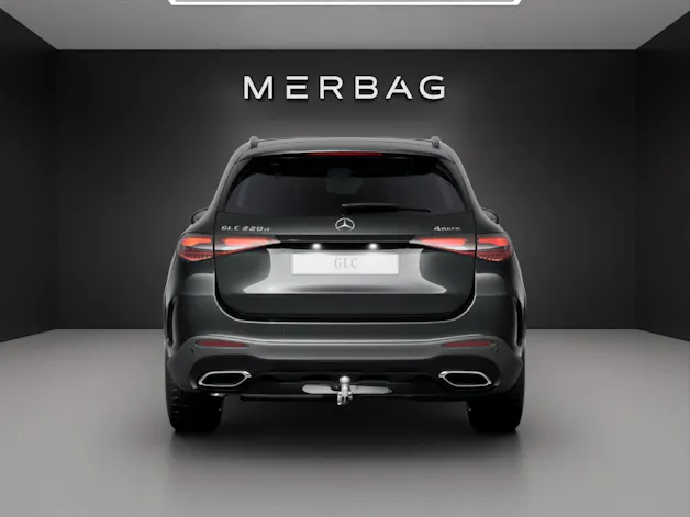 MERCEDES-BENZ GLC 220