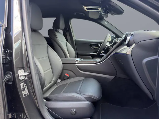 MERCEDES-BENZ GLC 300 AMG Line 4matic
