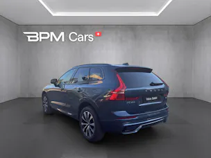 VOLVO XC60 B5 Benzin Mild Hybrid AWD Plus Dark Geartronic