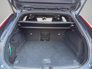 VOLVO XC60 B5 Benzin Mild Hybrid AWD Plus Dark Geartronic