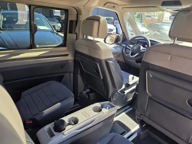 VW Multivan 1.5eHyb Style 4M