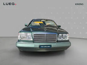 MERCEDES-BENZ E 220 Cabrio - 124er