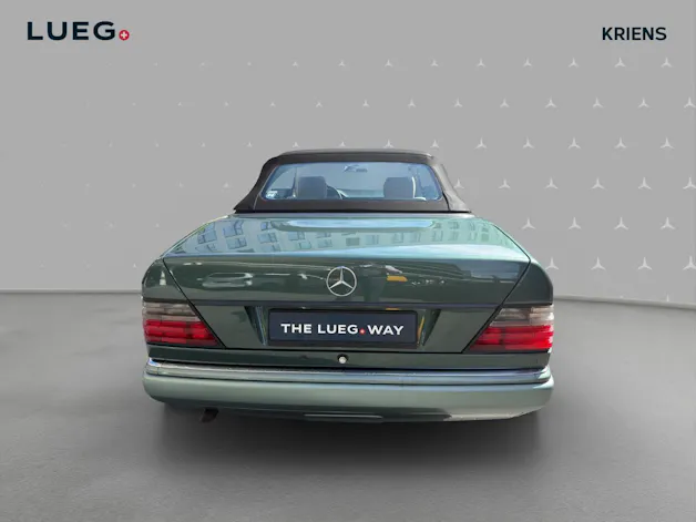 MERCEDES-BENZ E 220 Cabrio - 124er