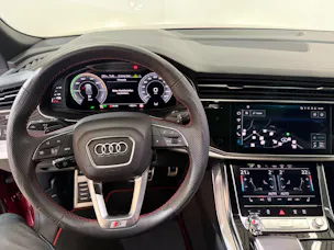AUDI Q8 60 TFSI e quattro PHEV tiptronic