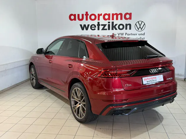 AUDI Q8 60 TFSI e quattro PHEV tiptronic