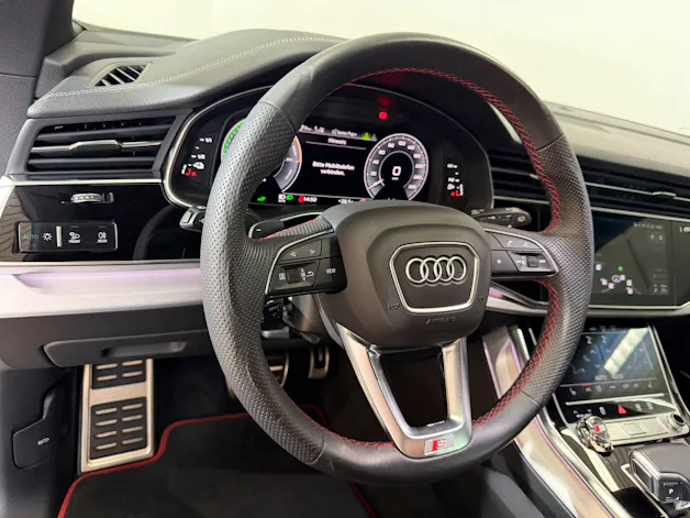 AUDI Q8 60 TFSI e quattro PHEV tiptronic