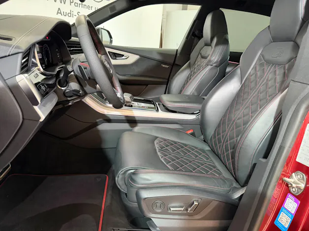 AUDI Q8 60 TFSI e quattro PHEV tiptronic
