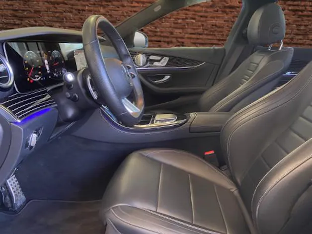 MERCEDES-BENZ E 220 d Swiss Star 4Matic