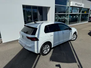 VW Golf 1.5 e TSI mHEV Basis DSG