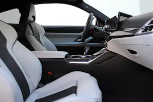 BMW M4 Coupé Competition M xDrive *ISLE OF MAN GRÜN METALLIC*