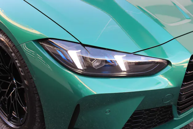 BMW M4 Coupé Competition M xDrive *ISLE OF MAN GRÜN METALLIC*