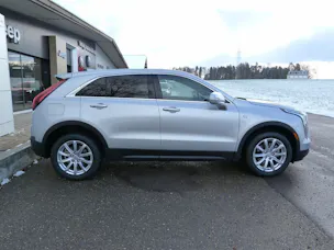 CADILLAC XT4 350D 2.0 Premium Luxury Automat