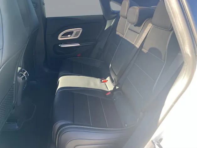 MERCEDES-BENZ CLA 350 4 Matic 85 kWh EQ