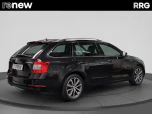 SKODA Octavia Combi 1.5 TSI Soleil DSG