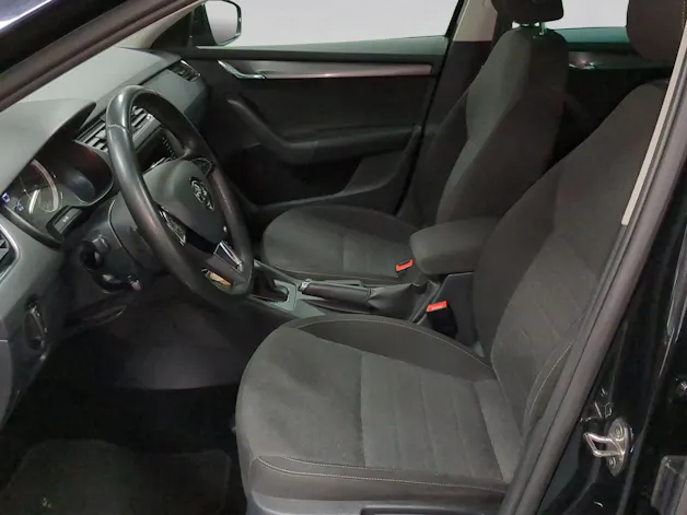 SKODA Octavia Combi 1.5 TSI Soleil DSG