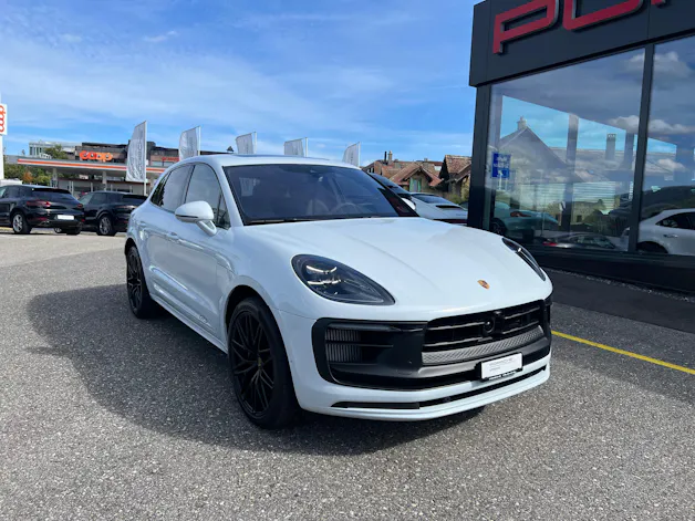PORSCHE Macan GTS PDK