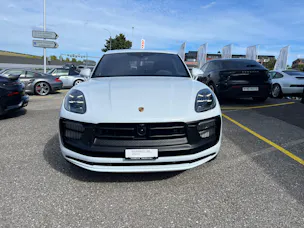 PORSCHE Macan GTS PDK