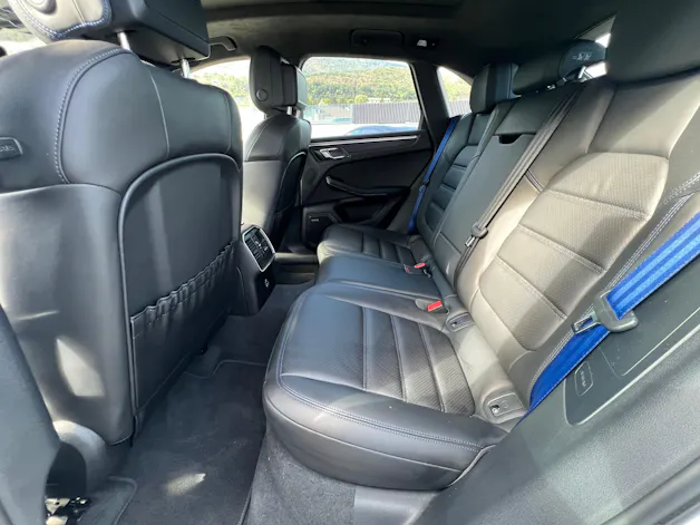 PORSCHE Macan GTS PDK