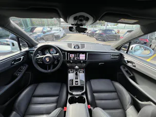 PORSCHE Macan GTS PDK