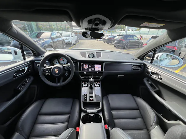 PORSCHE Macan GTS PDK