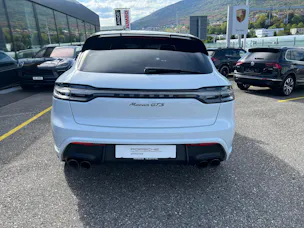 PORSCHE Macan GTS PDK