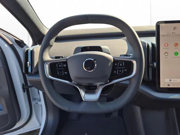 VOLVO EX30 CC P8 Plus AWD