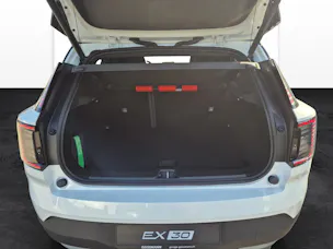 VOLVO EX30 CC P8 Plus AWD