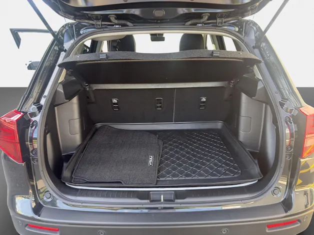 Suzuki Vitara 1.5/102 Piz Sulai Top Hybrid 4x4