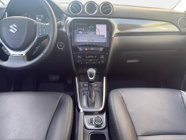 Suzuki Vitara 1.5/102 Piz Sulai Top Hybrid 4x4