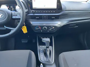HYUNDAI i20 1.0 T-GDi Amplia Go DCT