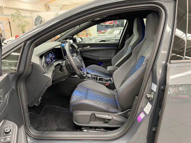 VW Golf 2.0 TSI R DSG 4 Motion