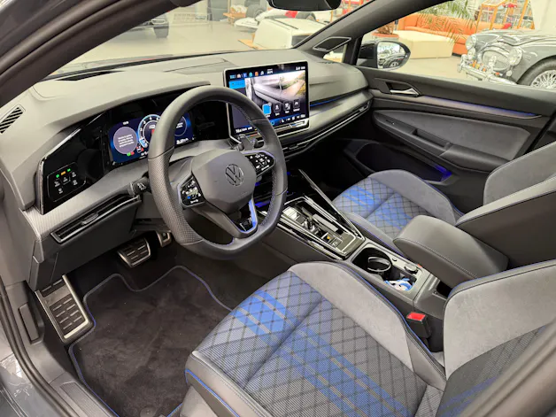 VW Golf 2.0 TSI R DSG 4 Motion
