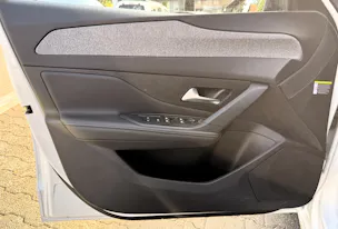 PEUGEOT 308 1.2 Pure Tech Allure Pack EAT8