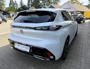 PEUGEOT 308 1.2 Pure Tech Allure Pack EAT8