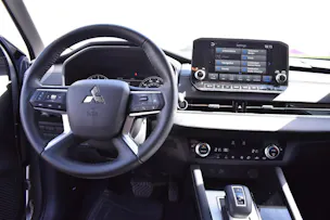 Mitsubishi OUTLANDER S-AWC