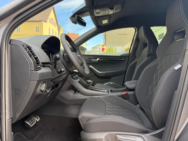 SKODA Karoq 2.0TSI SportL.4x4