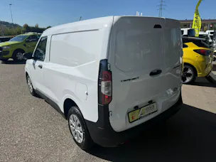 FORD Transit Courier Van 1.0 EcoBoost Trend Automat