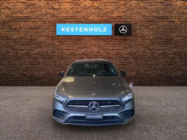 MERCEDES-BENZ A 180 Night Star AMG Line
