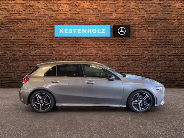 MERCEDES-BENZ A 180 Night Star AMG Line