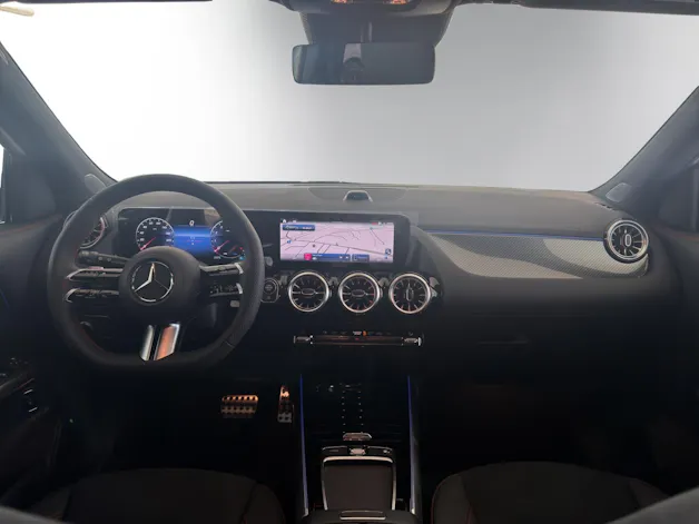 MERCEDES-BENZ GLA 250 4Matic 8G-DCT Swiss Star