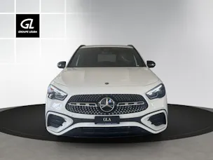 MERCEDES-BENZ GLA 250 4Matic 8G-DCT Swiss Star