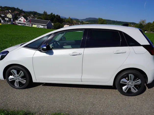 HONDA Jazz 1.5i-MMD Executive E-CVT