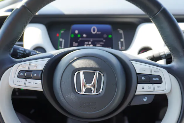 HONDA Jazz 1.5i-MMD Executive E-CVT