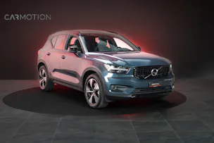 VOLVO XC40 1.5 T5 PiH R-Design / CH-Fahrzeug / Panorama / 360°Kamera /